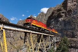 Podróż wzdłuż kolei Malinowskiego do doliny Chanchamayo